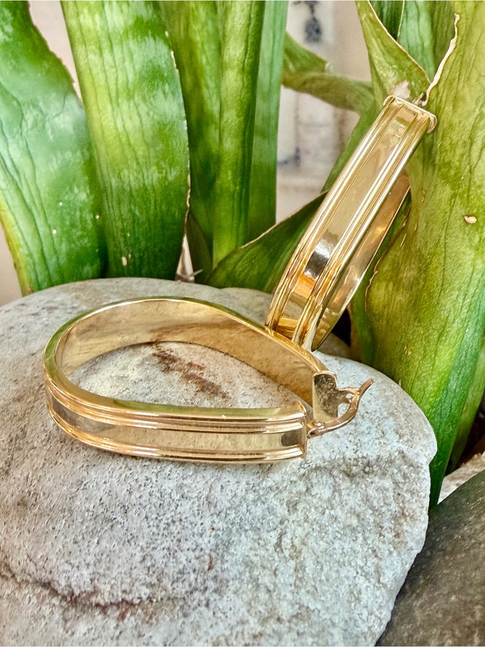14k gold hoop earrings - Picture 6 of 8